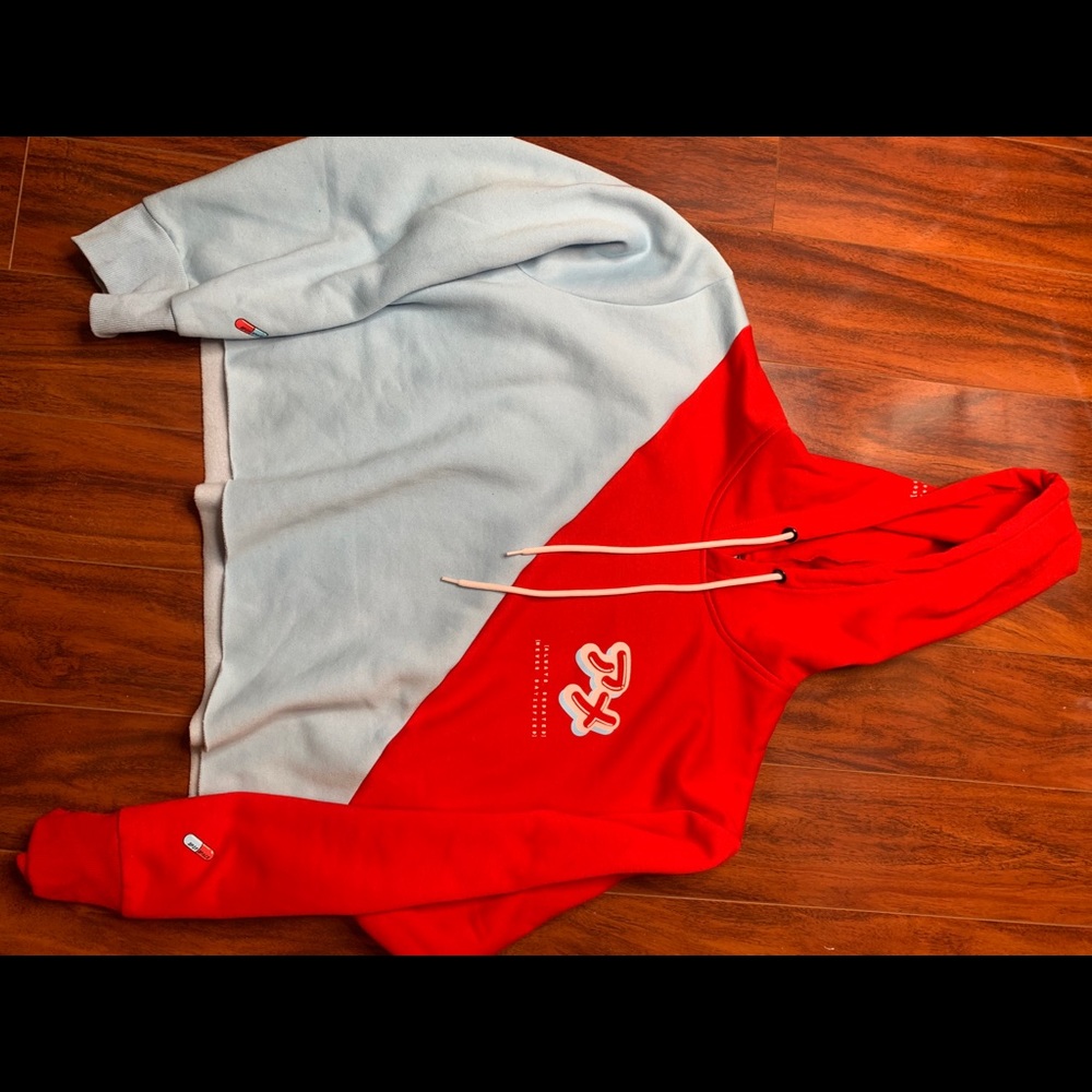 Women’s Crop-top Hoodie Spif Size XL Blue Red Rare